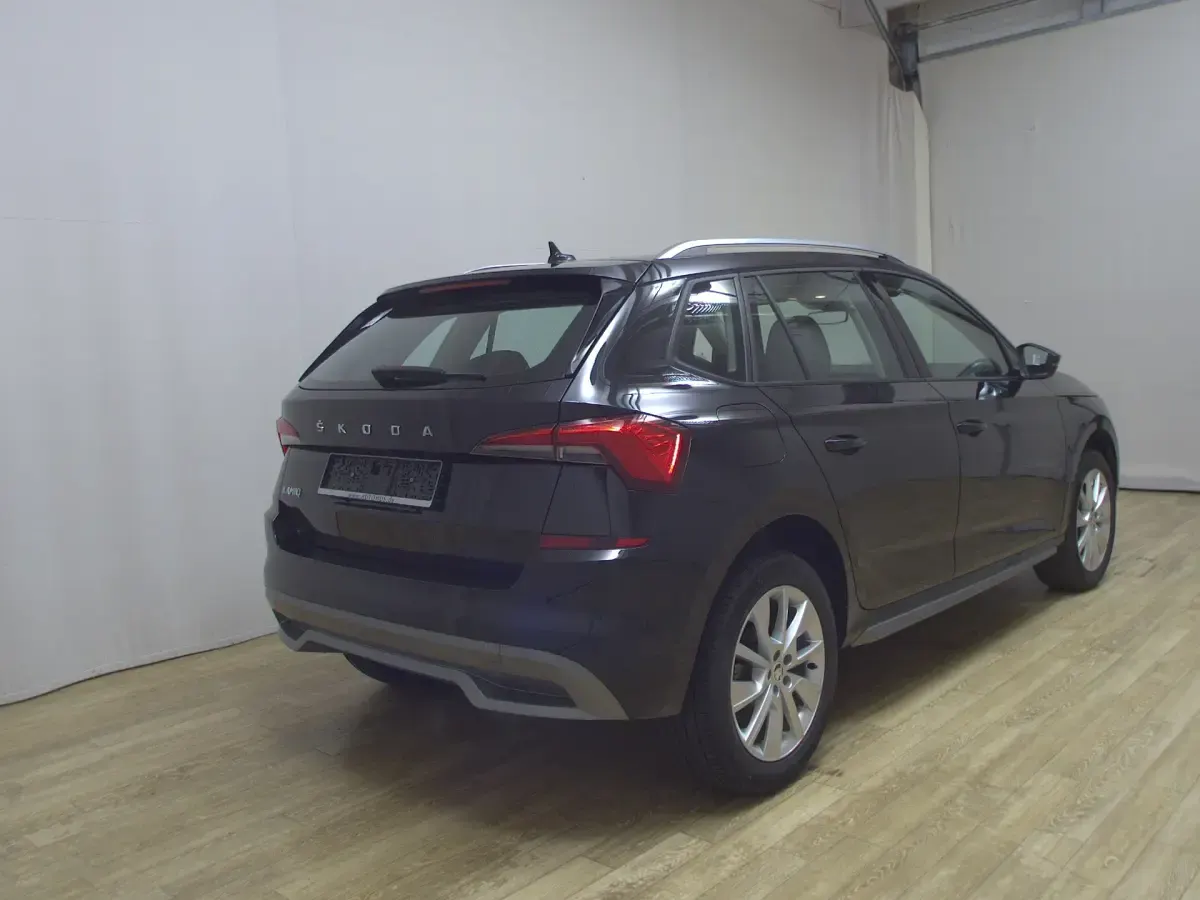 Gebraucht Skoda Kamiq Style 110 PS (80 kW) 2023 Schwarz SUV