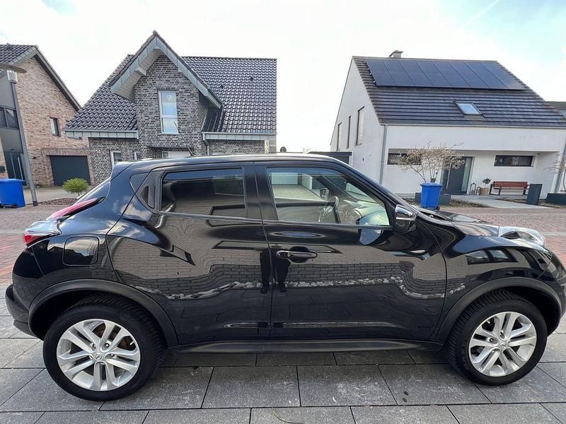 Gebraucht Nissan Juke Tekna 116 PS (85 kW) 2016 Schwarz SUV