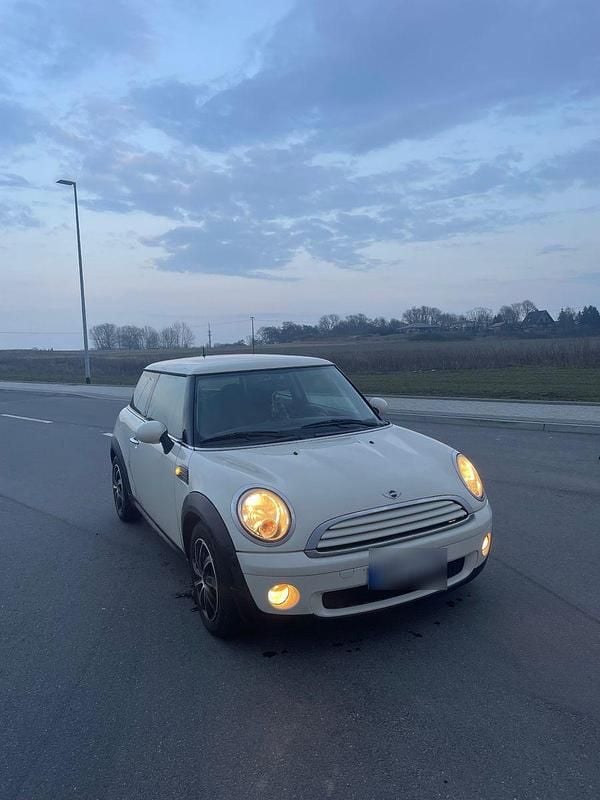 Usado Mini ONE 75 HP (55 kW) 2010 Preto Citadino