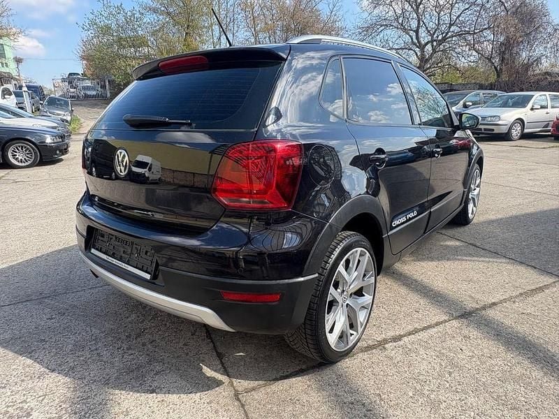 Gebraucht VW Polo Cross 90 PS (66 kW) 2015 Schwarz Kleinwagen