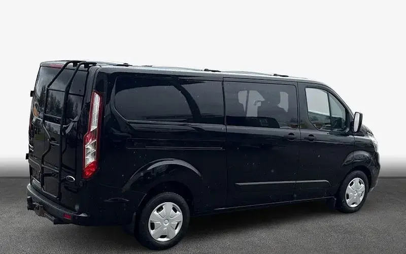 Usado Ford Transit Custom Trend 170 HP (125 kW) 2021 Preto Van