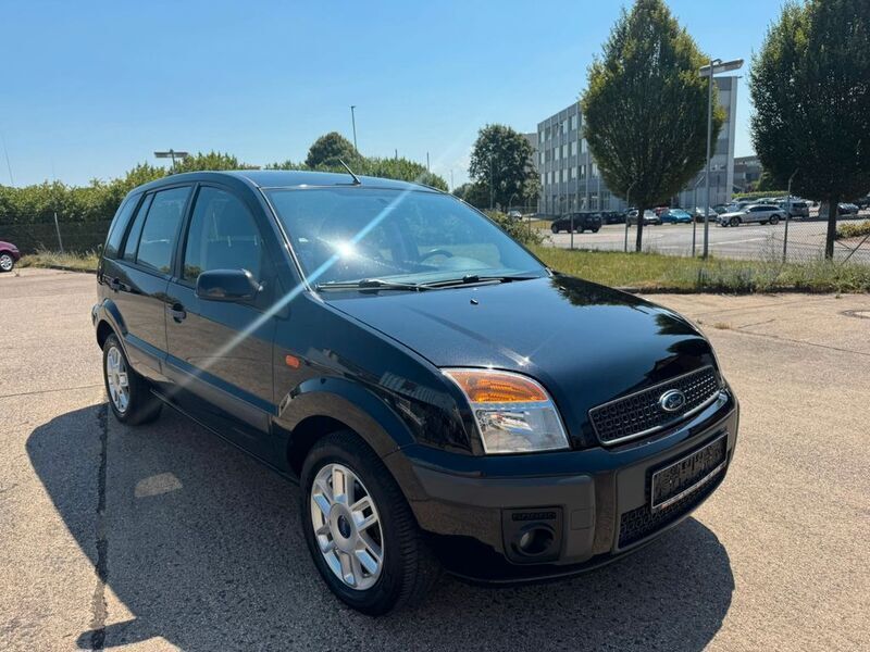 Schwarz Gebraucht 2009 Ford Fusion Limousine | 4.790 € (Etwas zu teuer) - Bild 1/4