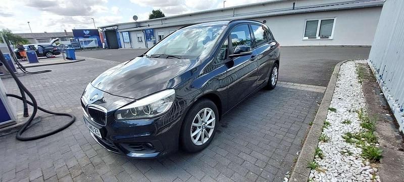 Gebraucht 2015 BMW 218 Active Tourer Van / Kleinbus | 8.000 € (Guter Preis) - Bild 1/4