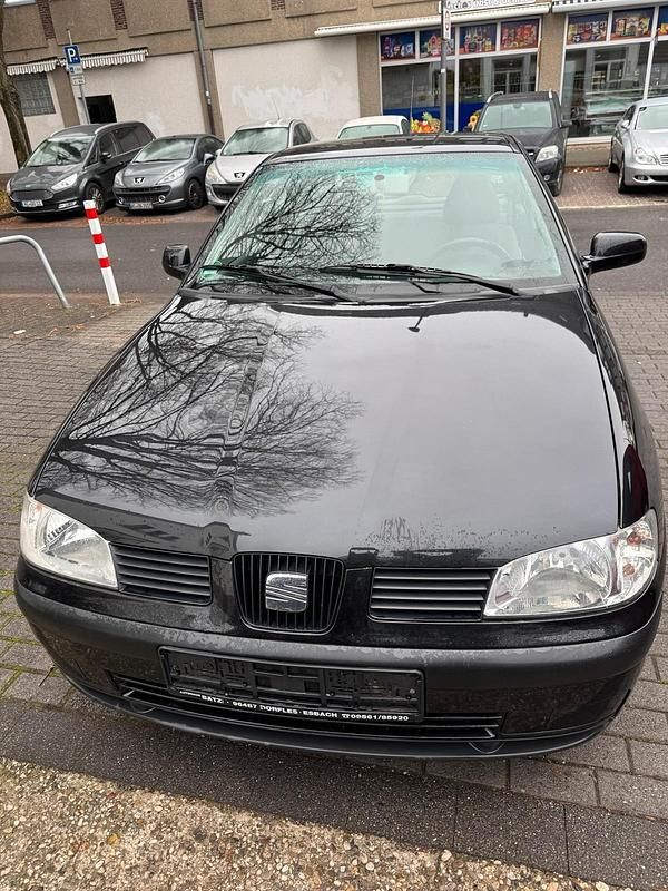 Schwarz Gebraucht 2002 Seat Ibiza Kleinwagen | 1.850 € (Fairer Preis) - Bild 1/4