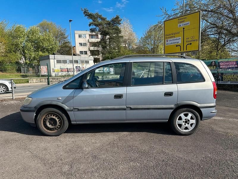 Gebraucht Opel Zafira Selection 125 PS (91 kW) 2002 Grau Van / Kleinbus