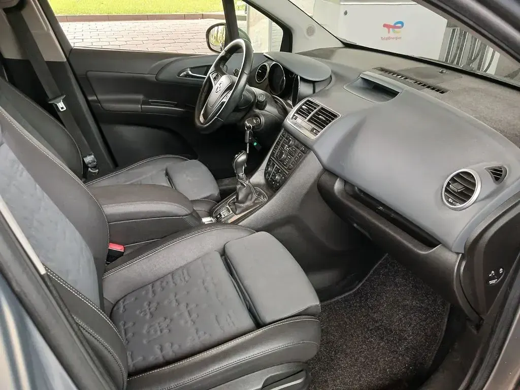 Gebraucht Opel Meriva 101 PS (74 kW) 2011 Grau Van / Kleinbus