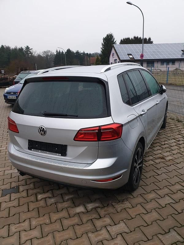 Gebraucht VW Golf VII 110 PS (80 kW) 2015 Silber Limousine