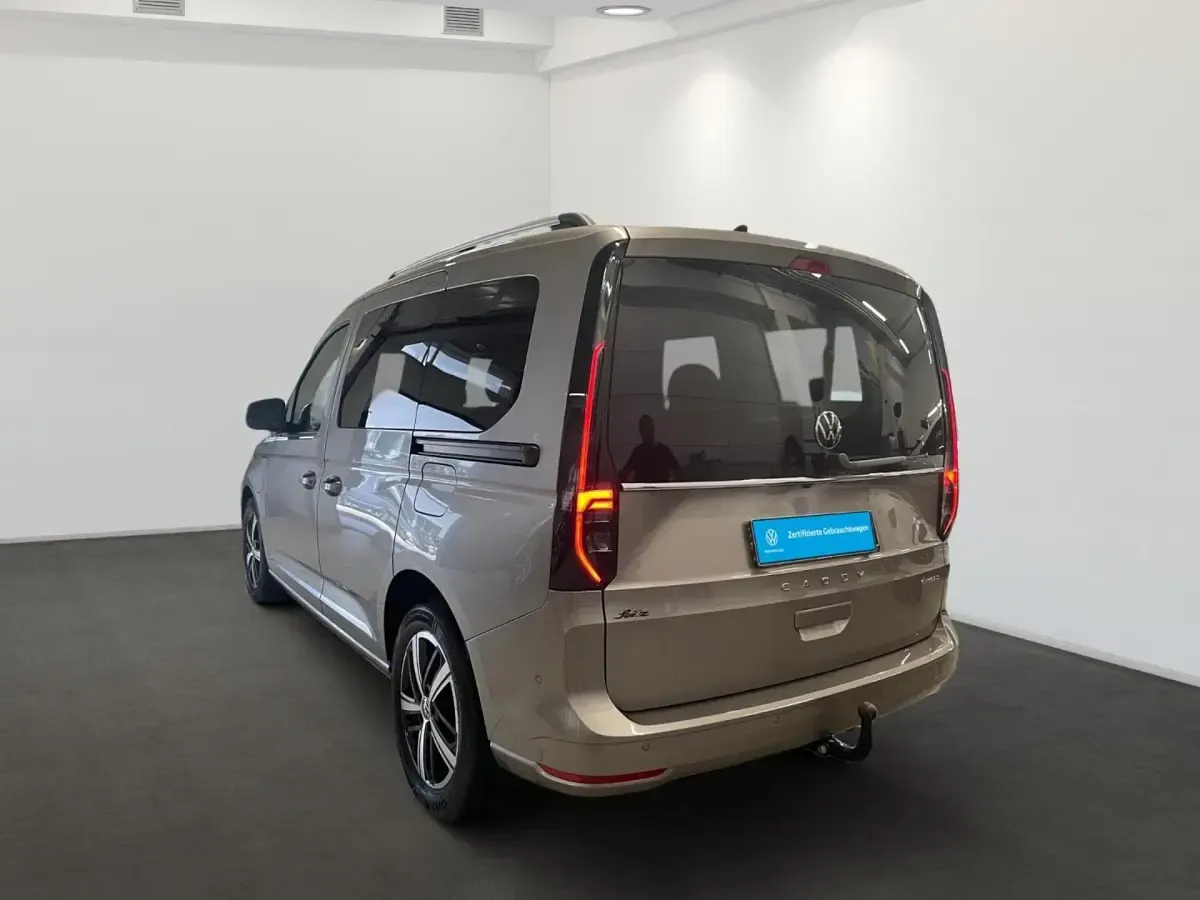 Gebraucht VW Caddy Style 150 PS (110 kW) 2025 Beige Van / Kleinbus