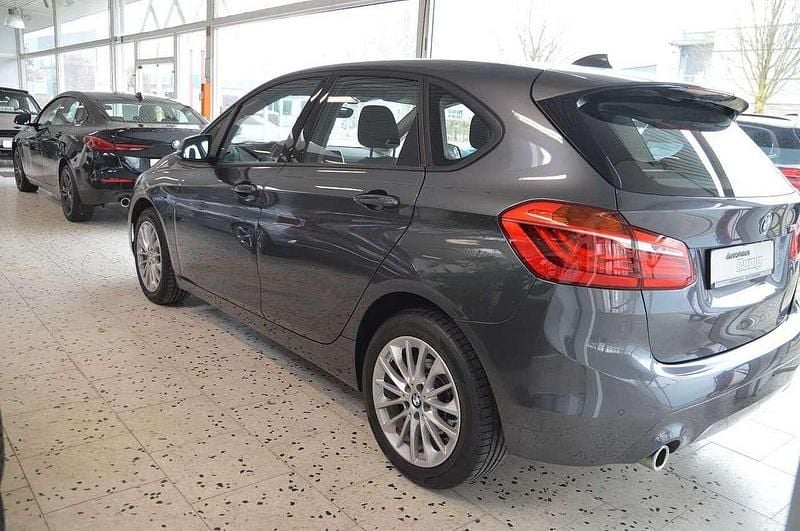 Gebraucht BMW 218 Active Tourer 136 PS (100 kW) 2022 Mineralgrau metallic Van / Kleinbus
