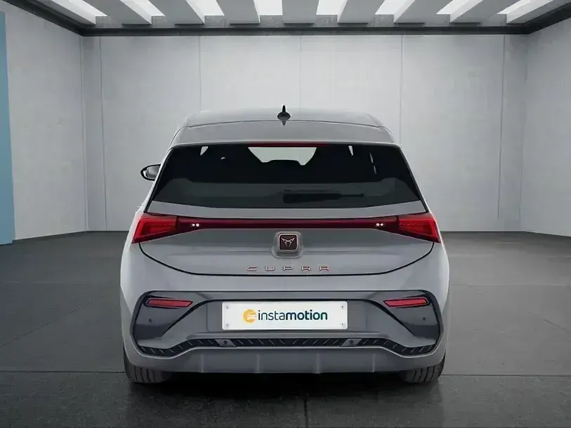 Gebraucht Cupra Born Basis 150 kW (204 PS) 2023 Grau Kleinwagen