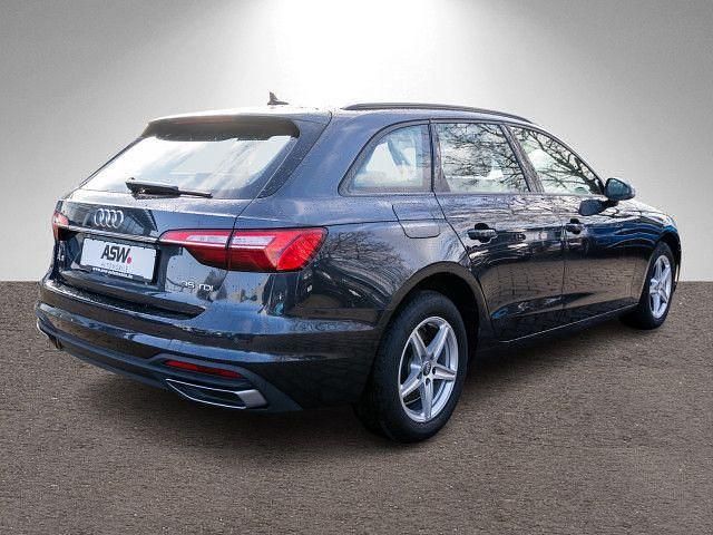 Gebraucht Audi A4 Ambiente 163 PS (119 kW) 2020 Grau Kombi