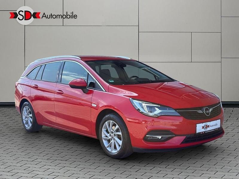 Gebraucht Opel Astra Elegance 131 PS (96 kW) 2021 Rot Kombi