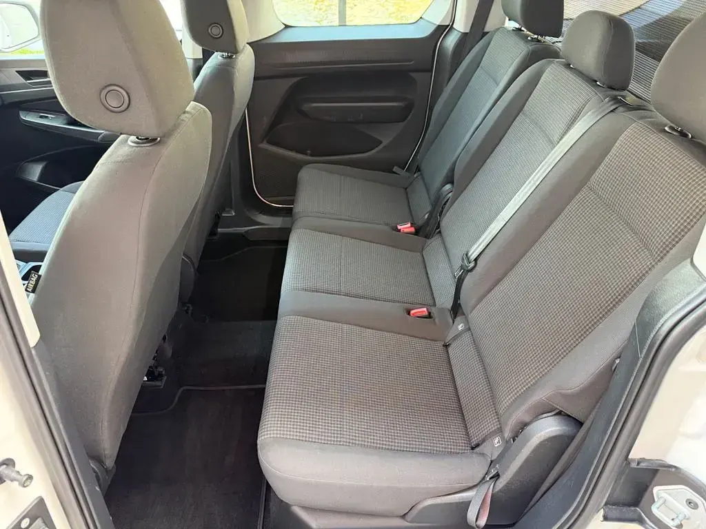 Gebraucht VW Caddy Basis 122 PS (89 kW) 2022 Weiß Van / Kleinbus