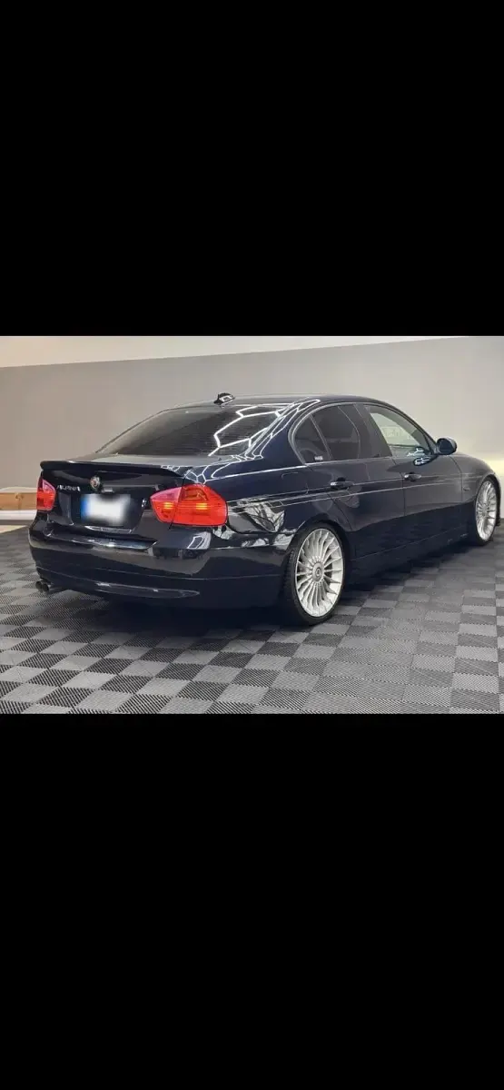 Gebraucht BMW 320 150 PS (110 kW) 2005 Blau Limousine