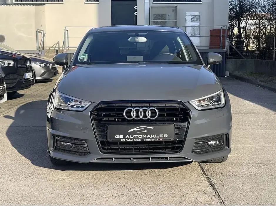 Gebraucht Audi A1 Sportback S-Line 95 PS (69 kW) 2017 Grau Kleinwagen