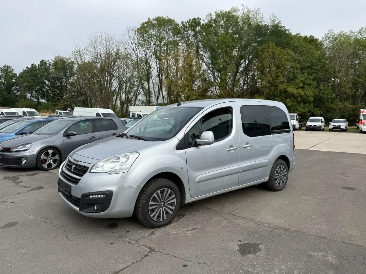 Gebraucht Peugeot TePee Outdoor 120 PS (88 kW) 2017 Kombi