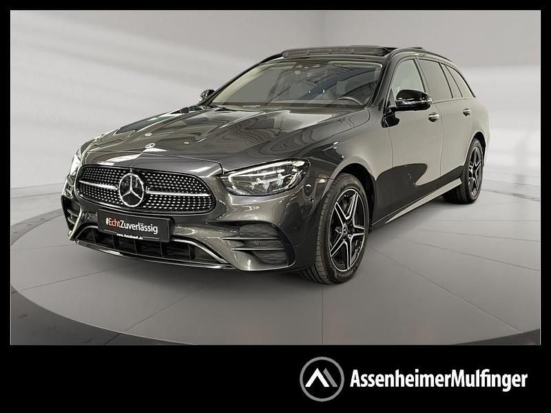 Grau Gebraucht 2022 Mercedes E300 AMG Limousine | 34.886 € (Fairer Preis) - Bild 1/4