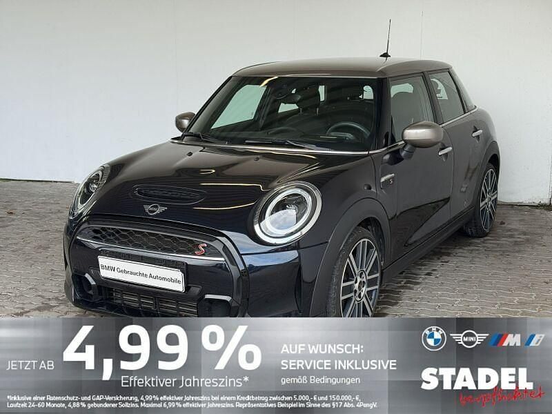 Mini yours enigmatic black met Gebraucht 2022 Mini Cooper S Kleinwagen | 29.444 € (Etwas zu teuer) - Bild 1/4