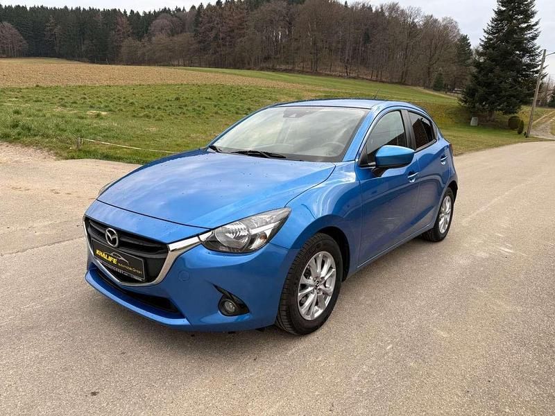 Gebraucht Mazda 2 Center-Line 90 PS (66 kW) 2016 Blau Kleinwagen