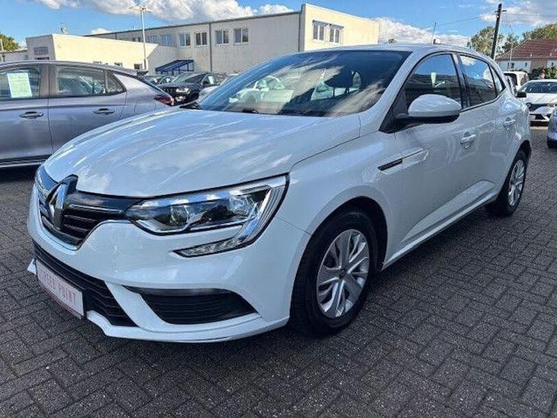 Weiß Gebraucht 2019 Renault Mégane IV Life Limousine | 10.890 € (Fairer Preis) - Bild 1/4