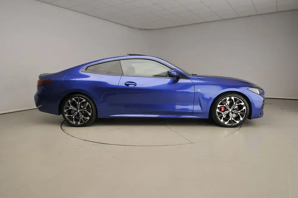 Gebraucht BMW 420 Coupé M Sport 184 PS (135 kW) 2025 Blau Coupé