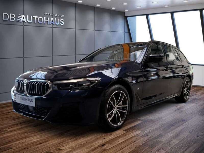 Blau Gebraucht 2023 BMW 540 Sport Line Kombi | 49.490 € (Superpreis) - Bild 1/4