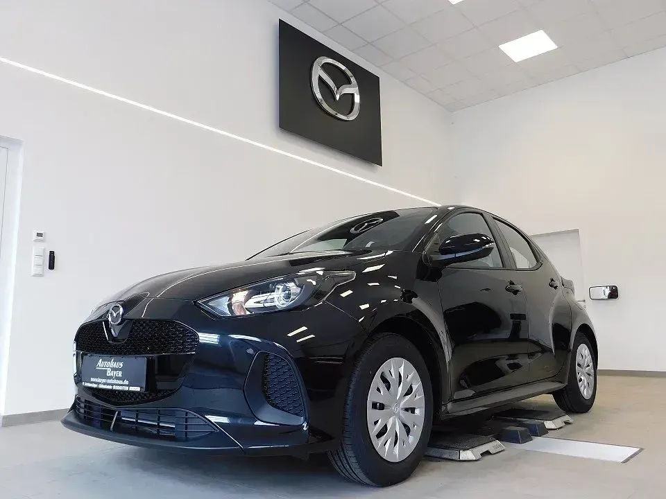 Gebraucht Mazda 2 Prime-Line 116 PS (85 kW) 2025 Grau Limousine