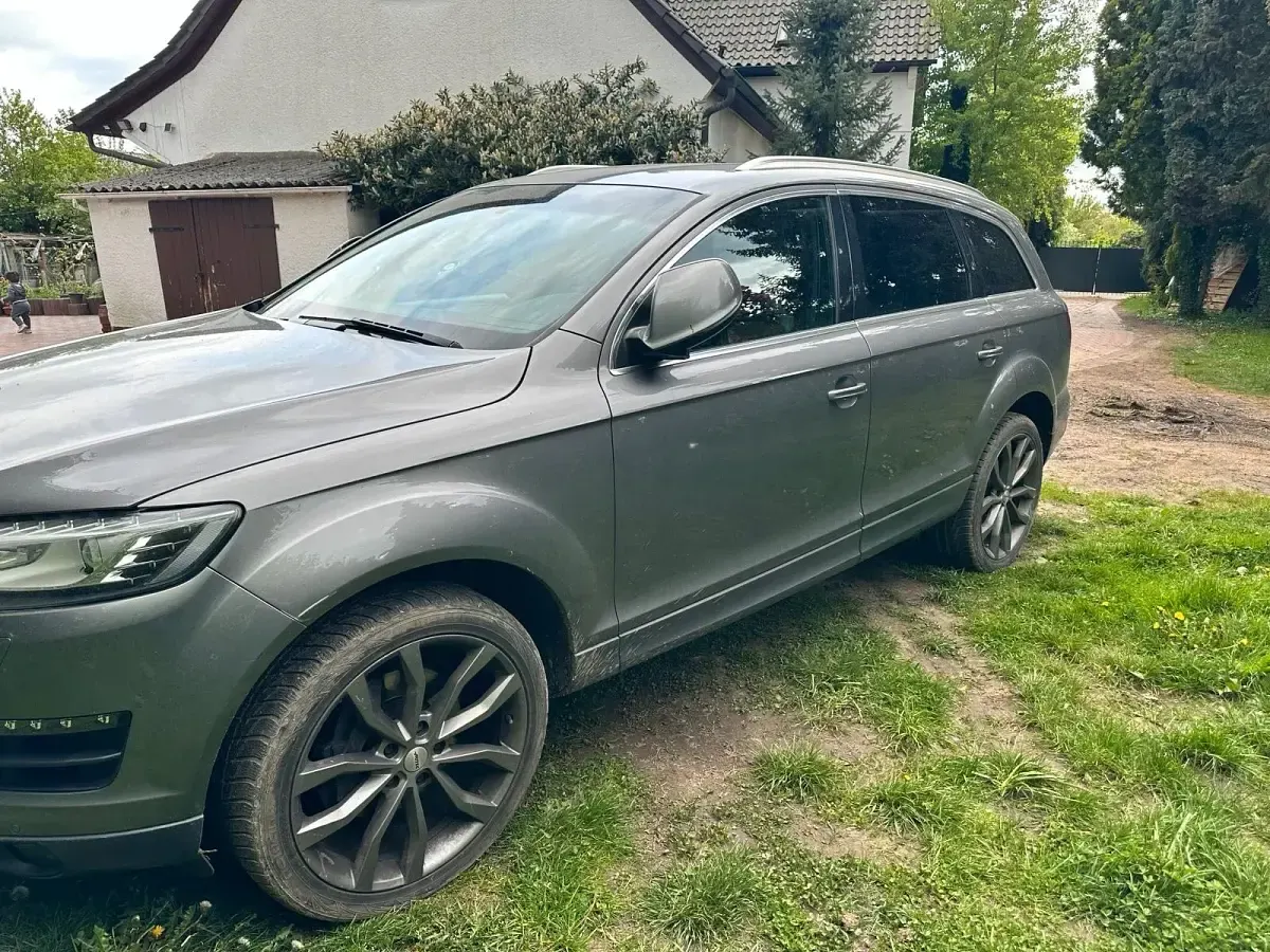 Gebraucht Audi Q7 204 PS (150 kW) 2012 Grau SUV