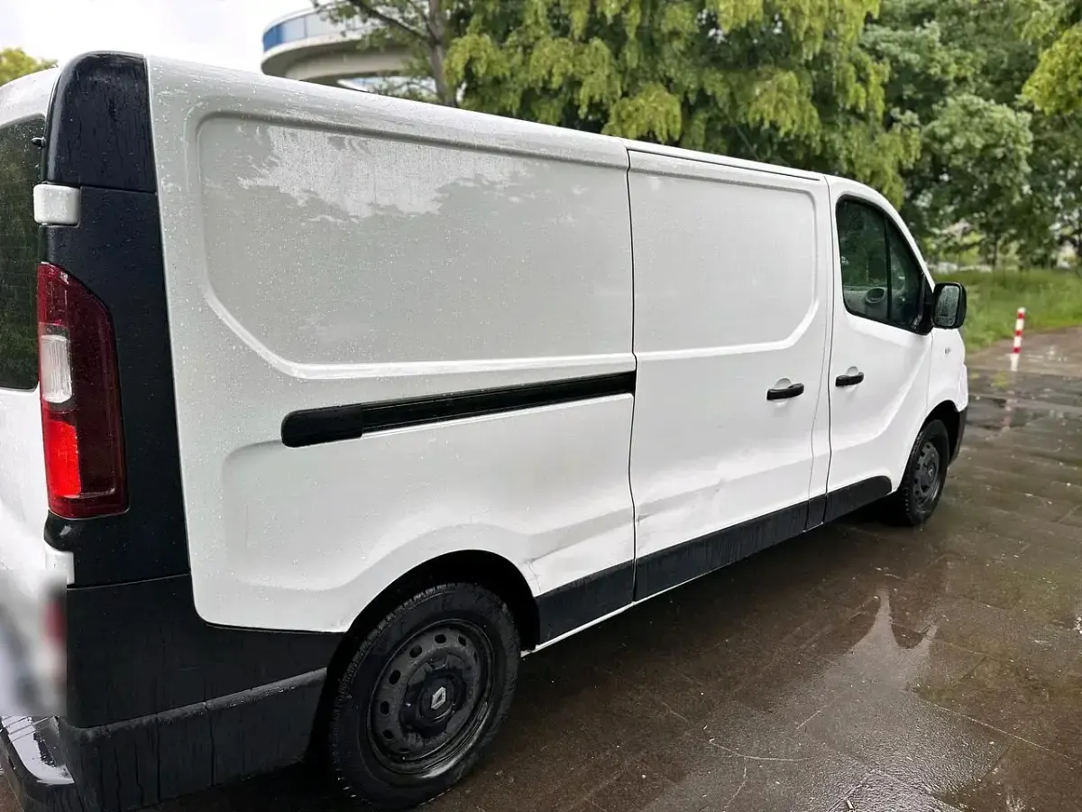 Occasion Renault Traffic 120 ch (88 kW) 2016 Blanc Monospace