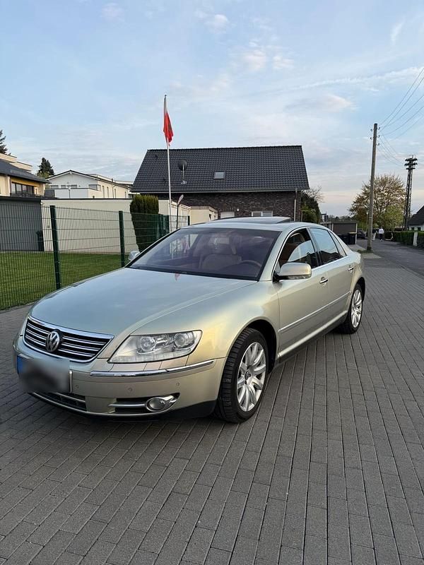 Second-hand VW Phaeton 240 CP (176 kW) 2009 Andere farben Berlinǎ