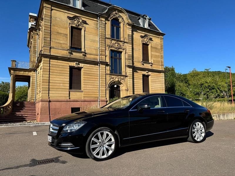Schwarz Gebraucht 2012 Mercedes CLS350 Coupé | 18.300 € (Fairer Preis) - Bild 1/4