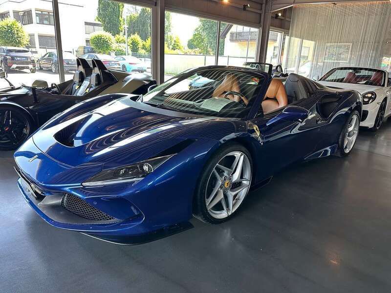 Tour de france Gebraucht 2021 Ferrari F8 Cabrio | 315.000 € - Bild 1/4