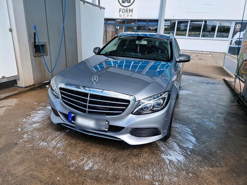 Grau Gebraucht 2015 Mercedes C220 Kombi | 16.000 € (Guter Preis) - Bild 1/4