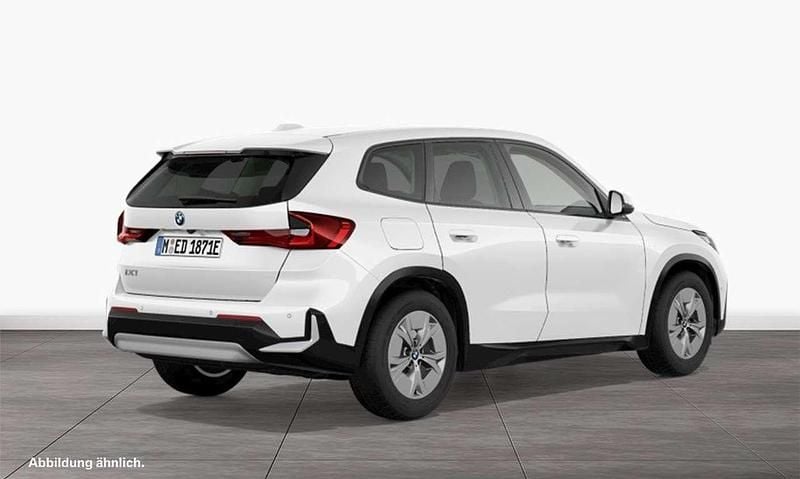 Gebraucht BMW iX1 Performance 230 kW (313 PS) 2023 Mineralweiß SUV