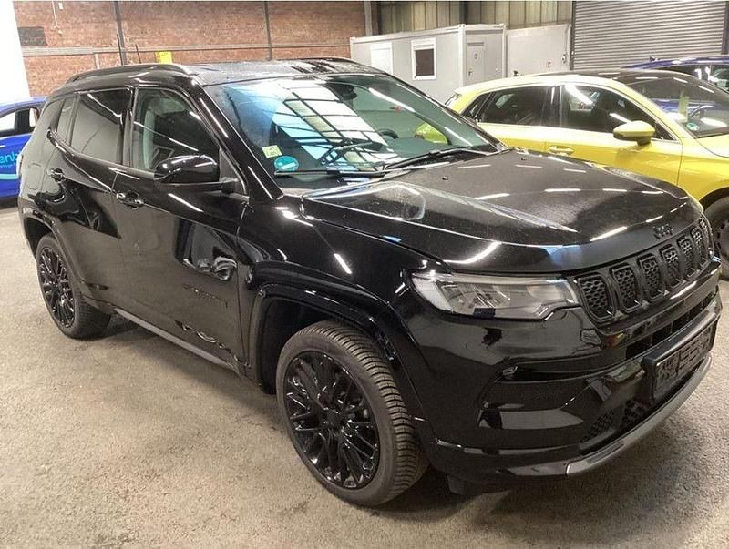 Schwarz Gebraucht 2024 Jeep Compass SUV | 23.990 € (Superpreis) - Bild 1/4
