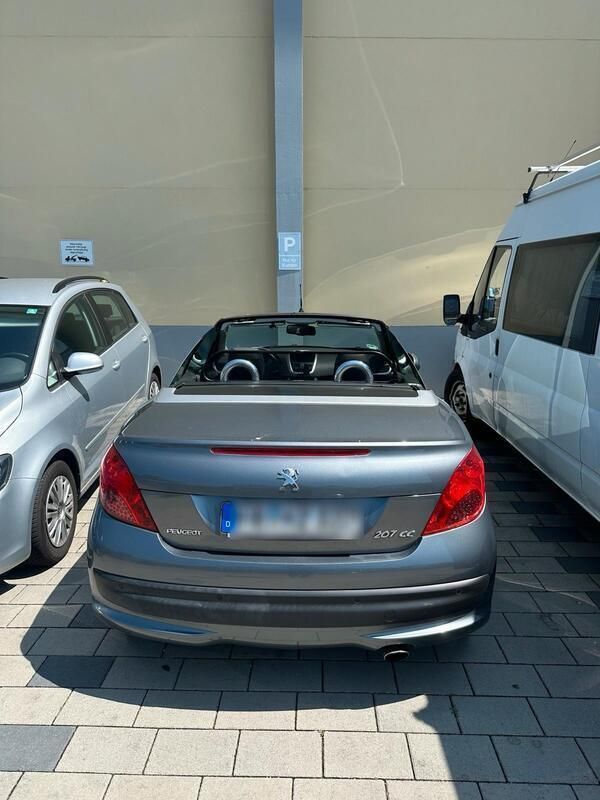 Grau Gebraucht 2008 Peugeot 207 CC Cabrio | 4.382 € (Etwas zu teuer) - Bild 1/4