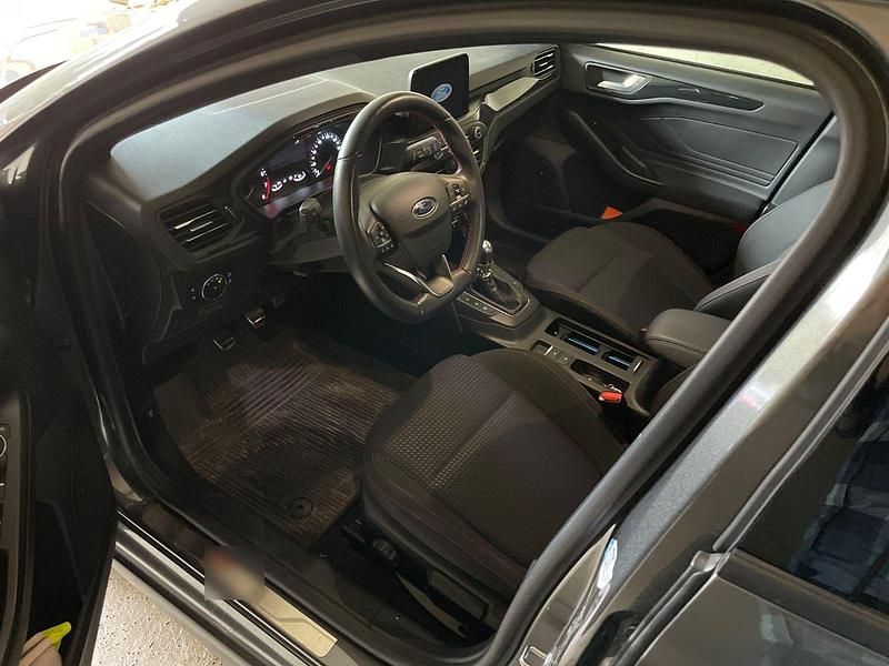 Gebraucht Ford Focus ST-Line 150 PS (110 kW) 2019 Grau Kombi