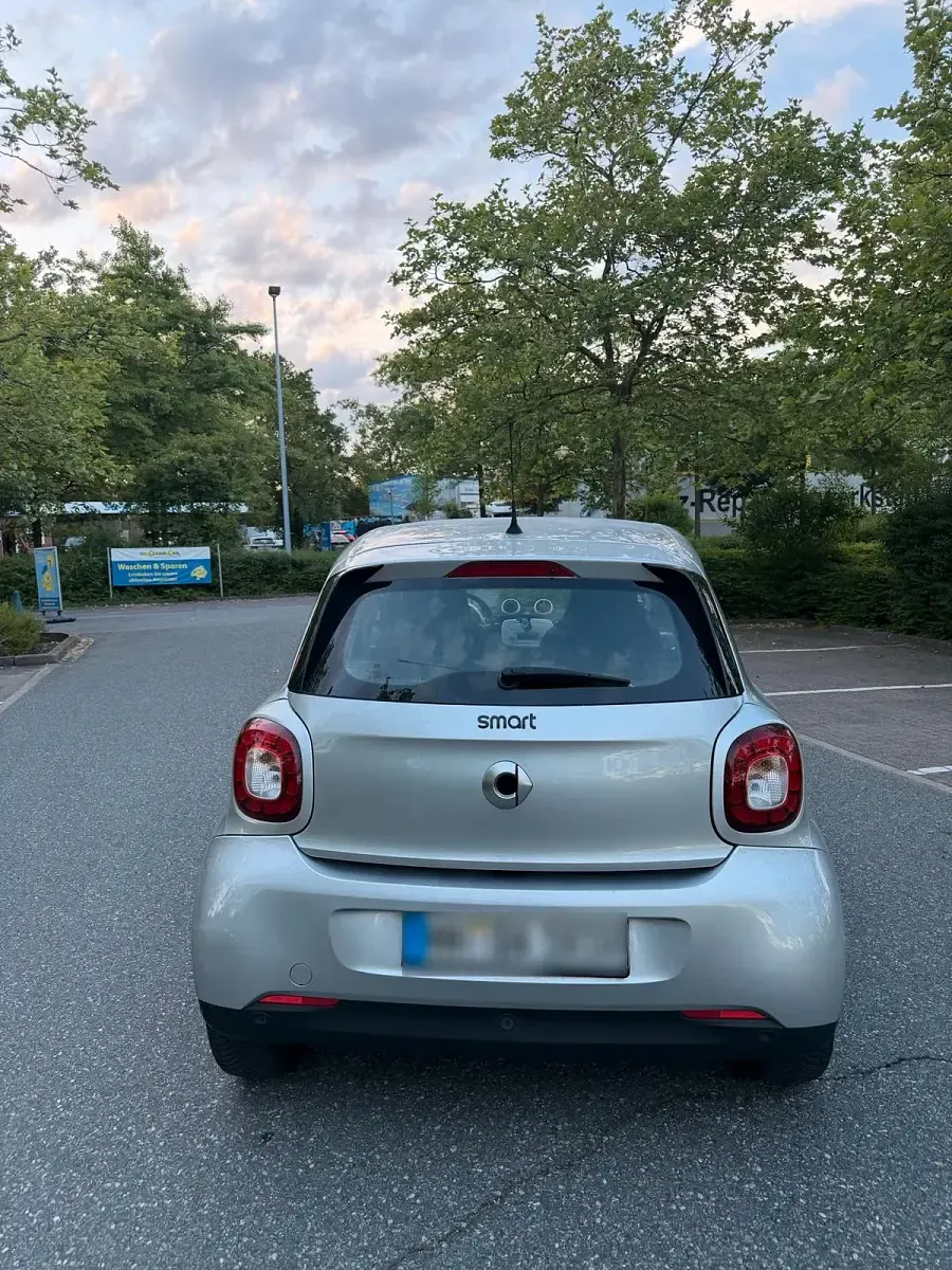 Gebraucht Smart ForFour Brabus 71 PS (52 kW) 2015 Silber Kleinwagen
