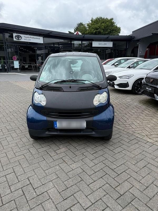 Blau Gebraucht 2005 Smart ForTwo Coupé Pure Coupé | 3.000 € (Fairer Preis) - Bild 1/4