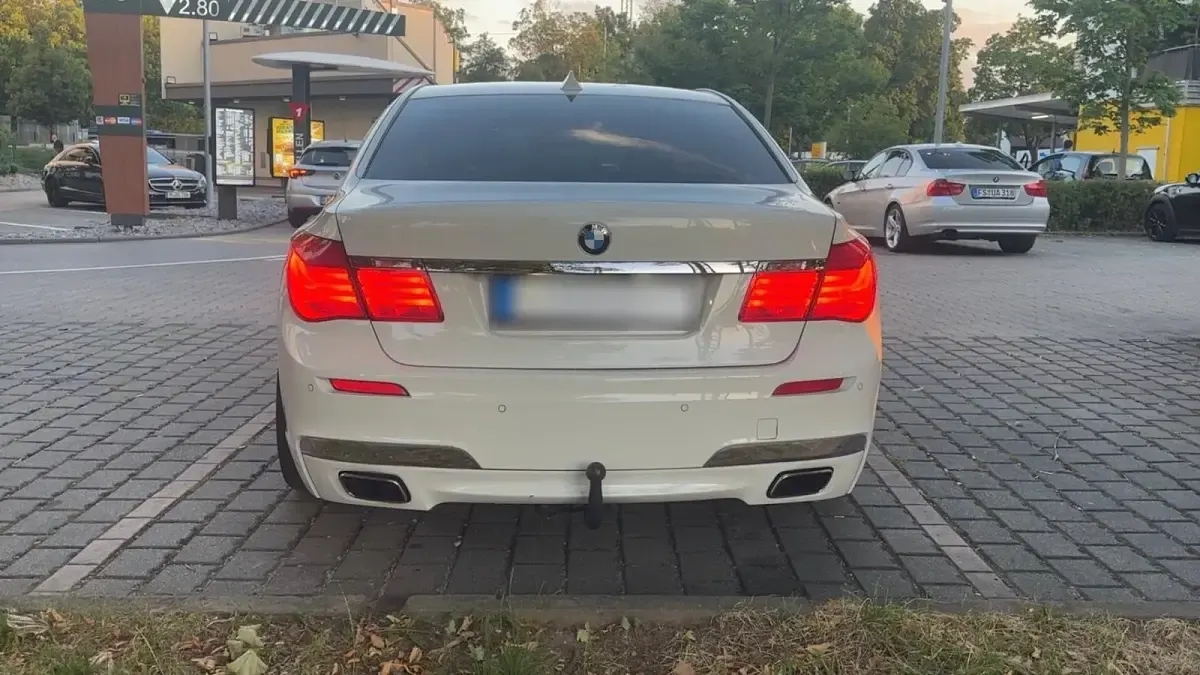 Gebraucht BMW 730 2011 Weiß Limousine
