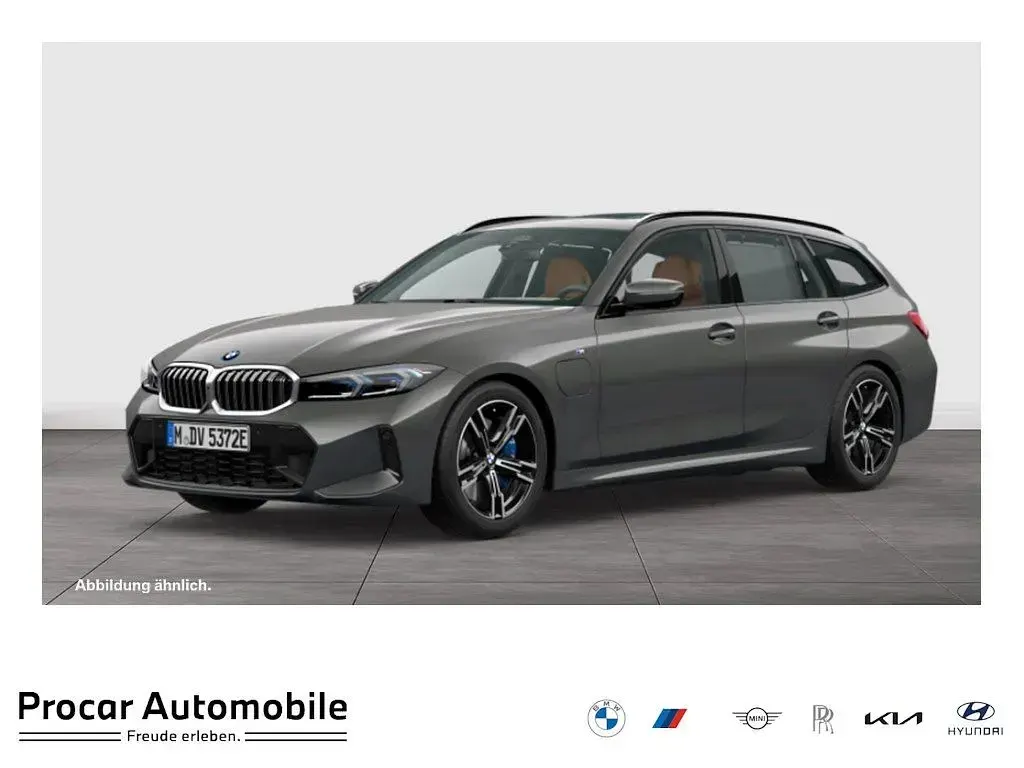 Używany BMW 330e M Sport 292 KM (214 kW) 2025 Kombi