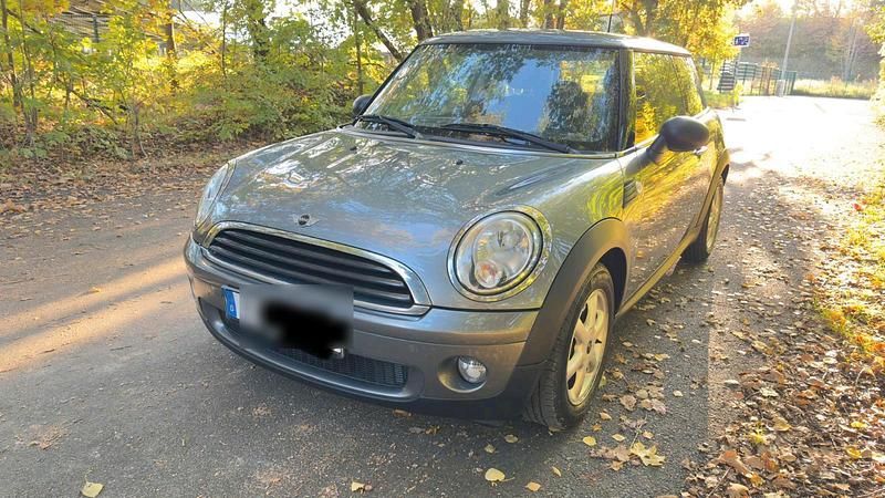 Grau Gebraucht 2010 Mini ONE Kleinwagen | 3.200 € (Guter Preis) - Bild 1/4