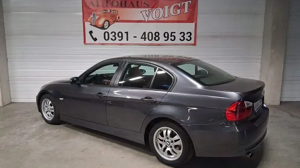 Używany BMW 320 150 KM (110 kW) 2005 Szary Sedan/Limuzyna