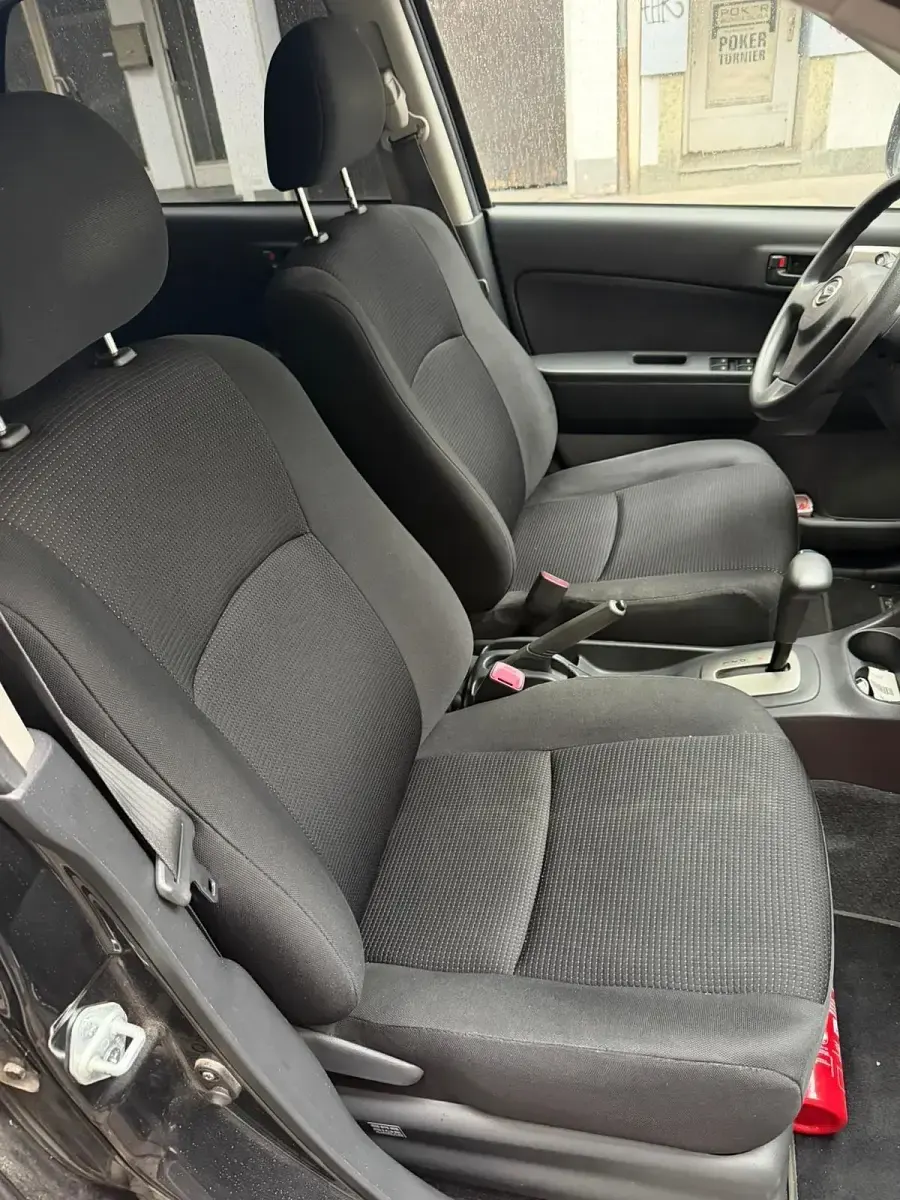 Second-hand Daihatsu Terios 105 CP (77 kW) 2007 Negru SUV
