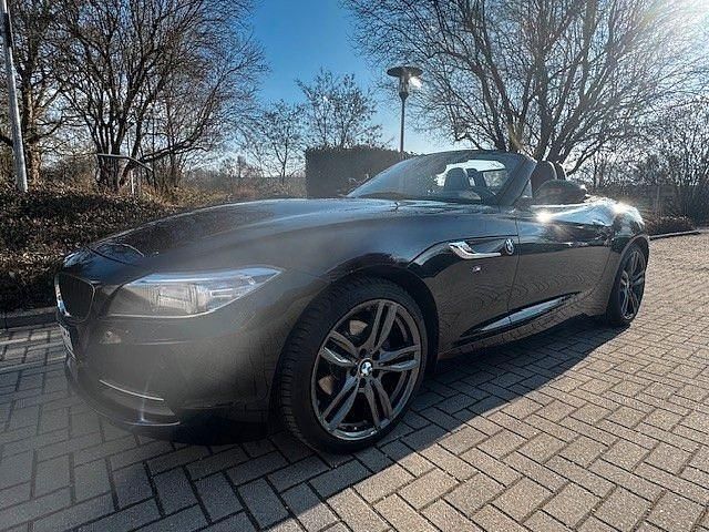Gebraucht BMW Z4 Sport Line 156 PS (114 kW) 2014 Cabrio