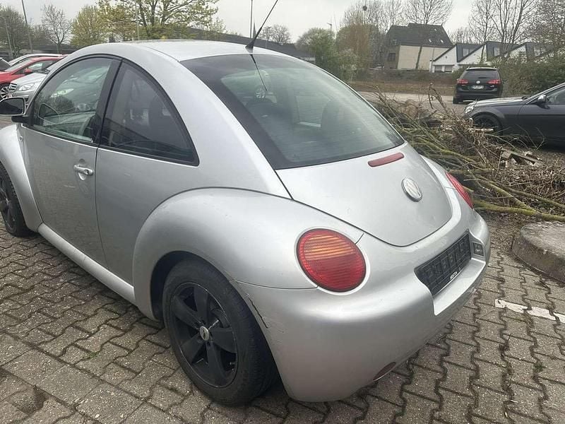Gebraucht VW New Beetle 116 PS (85 kW) 1999 Silver arrow metallic Kleinwagen