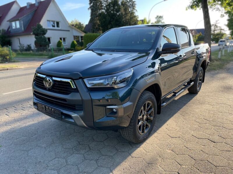 Grün Neu 2025 Toyota HiLux Abholung | 58.275 € (Fairer Preis) - Bild 1/4