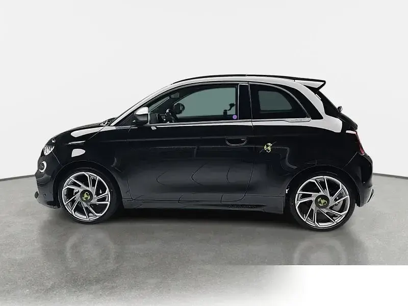 Neu Abarth 500e Turismo 114 kW (155 PS) 2026 Schwarz Kleinwagen