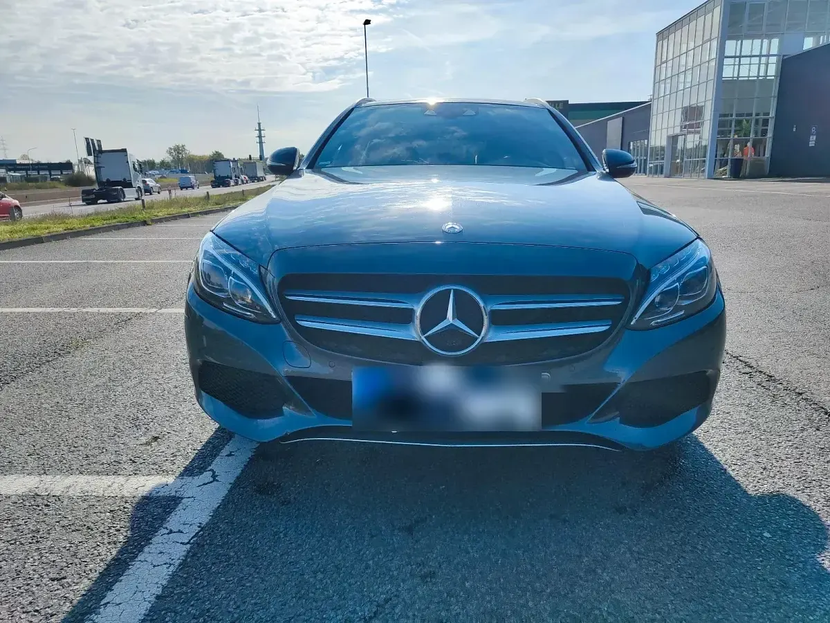 Second-hand Mercedes C220 170 CP (125 kW) 2015 Gri Break