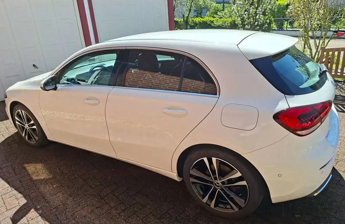 Gebraucht Mercedes A200 163 PS (119 kW) 2020 Weiß Limousine